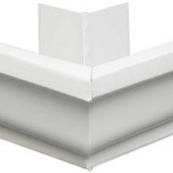 27202 WHT OUTSIDE MITER GUTTER